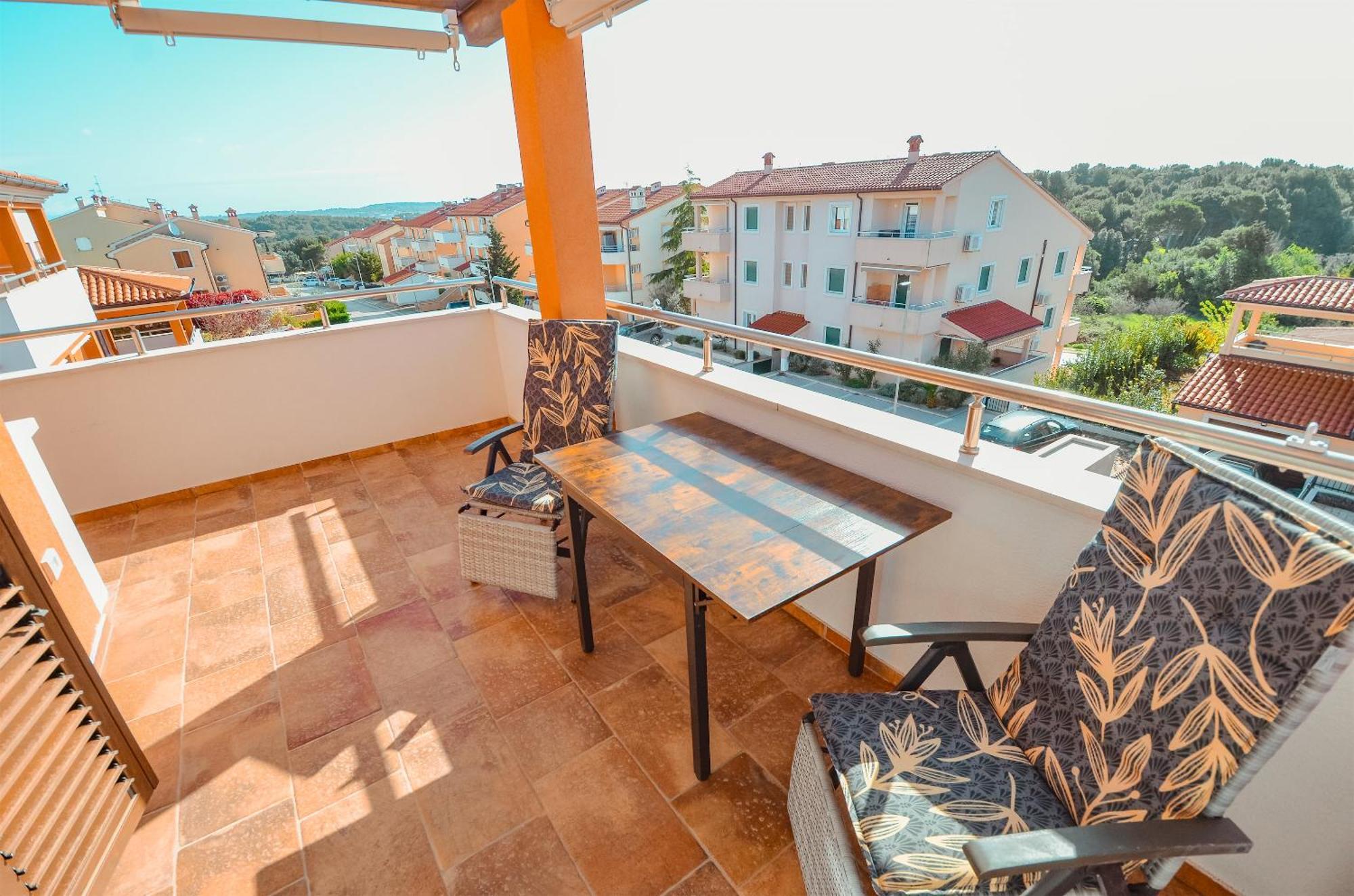 Apartment Dertil Premantura Buitenkant foto